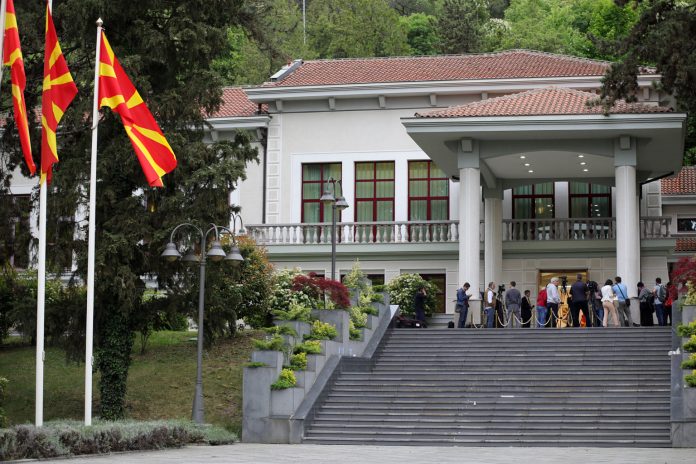 Dyshimet për spiunazh në kabinetin e Siljanovskës janë në fazën e hetimit paraprak nga Prokuroria për Ndjekjen Penale të Krimit të Organizuar dhe Korrupsionit.