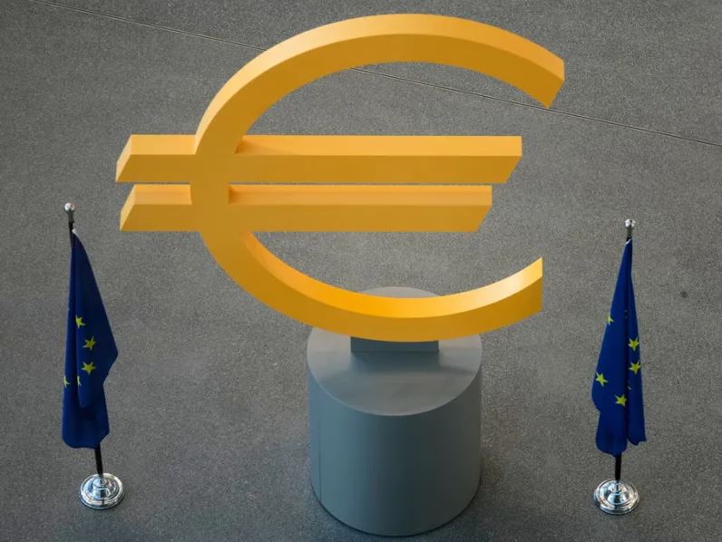 Lufta në Iran dhe Ukraina kërcënojnë konsumatorët e eurozonës me inflacion të dyfishtë