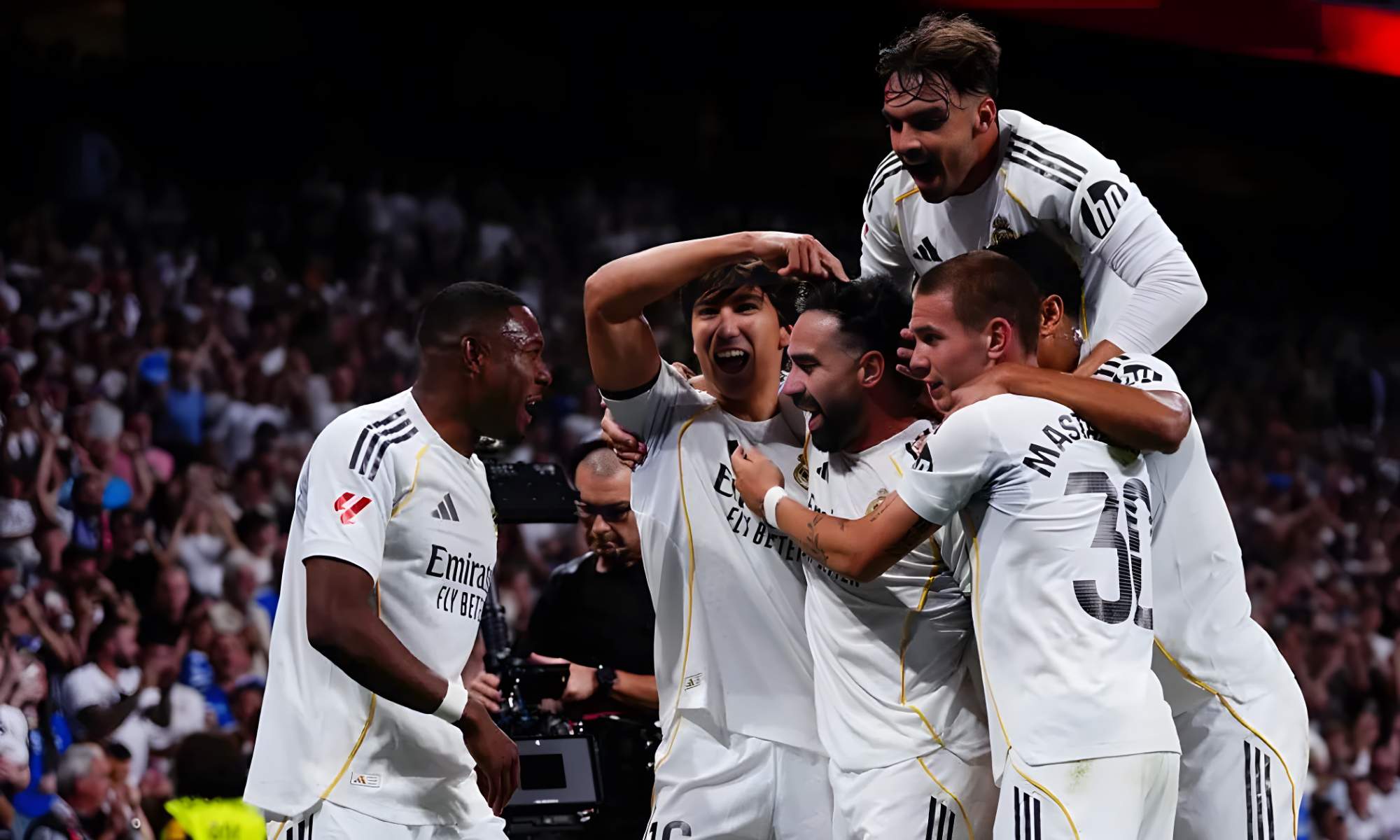 Real Madridi njoftoi largimin e David Alabës, Alvaro Arbeloas dhe Dani Carvajal pas përfundimit të sezonit.
