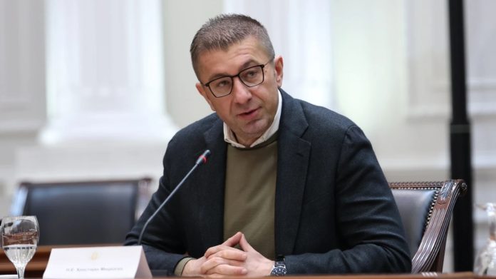 Mickoski njofton se propozim-ligji për mbrojtjen nga duhani pritet të prezantohet në seancën e Qeverisë të martën.
