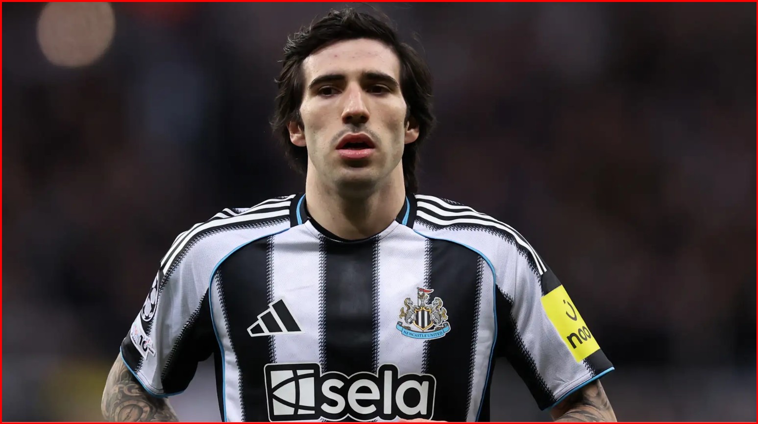 Manchester United është optimist për finalizimin e marrëveshjeve për Sandro Tonalin dhe Edersonin, megjithëse Atletico Madrid mbetet në garë për brazilianin.