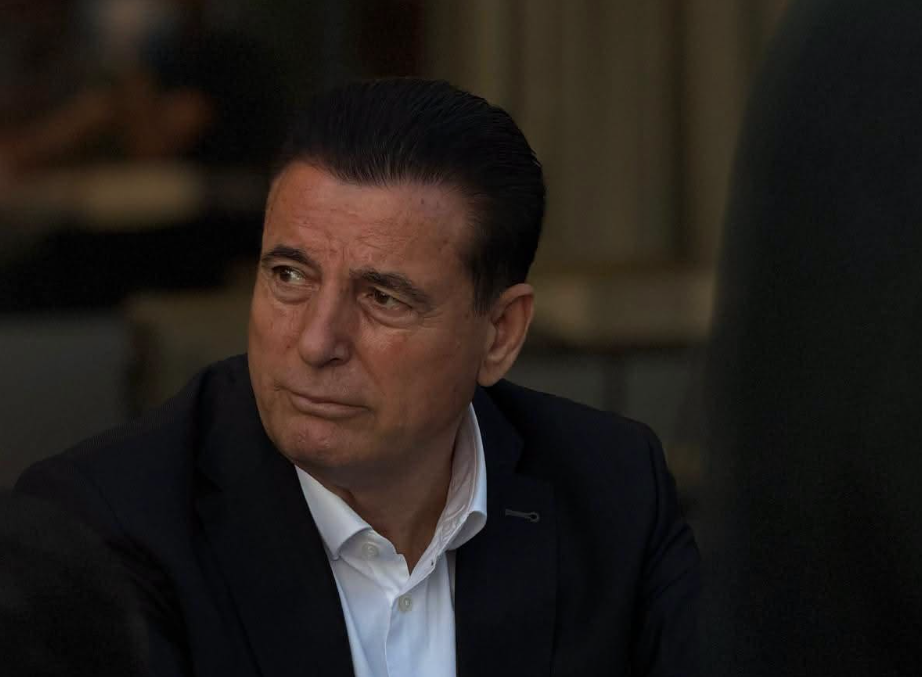Përplasja politike rreth zgjedhjes së presidentit dhe krizës institucionale në Kosovë