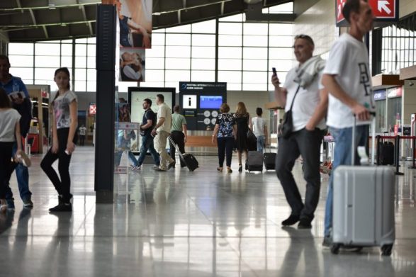 38-vjeçari kosovar pranoi fajin dhe arriti marrëveshje për pagesa mujore prej 780 eurosh për të shlyer dëmin ndaj AMS-së.