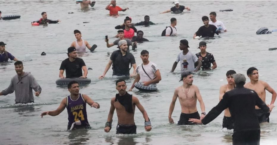Përplasja e fortë mes Spanjës dhe Italisë për menaxhimin e krizës së emigracionit