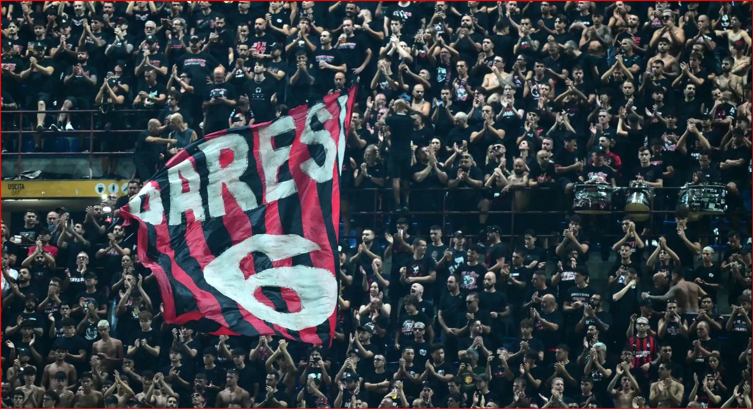 Milani dhe tifozët nderojnë legjendën Franco Baresi në San Siro