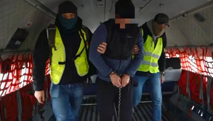 Aleksandar Bezrukavji ka nisur të flasë para gjykatës në Varshavë për rolin e tij në rastin e sabotazheve me pajisje ndezëse.
