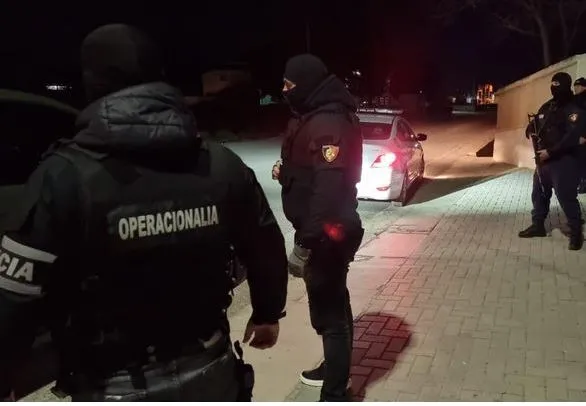 Arrestohen 5 persona në Sarandë, parandalohen një vrasje e mundshme