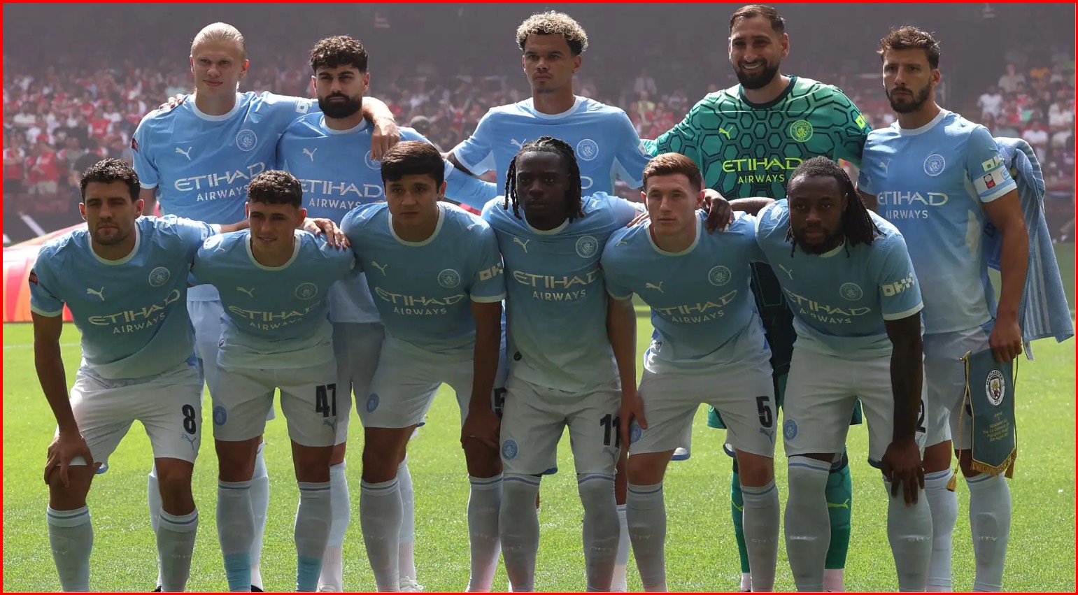 Nico O’Reilly zyrtarisht shpallet “Lojtari i Ri i Vitit” në Premier League për sezonin 2025/26.