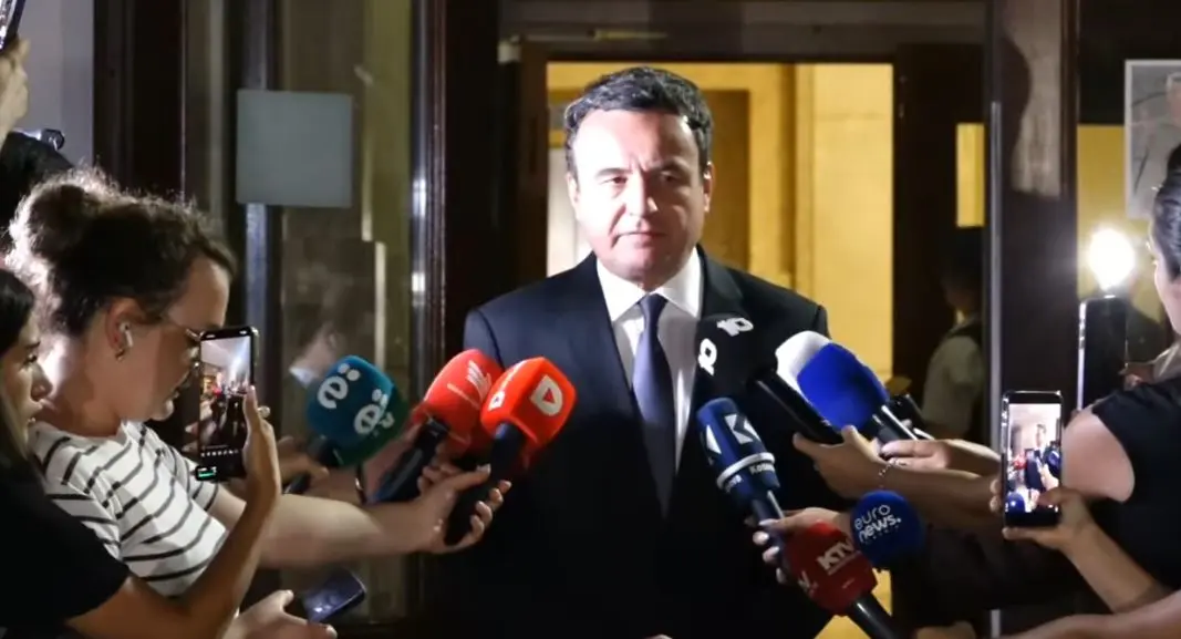 Kurti konfirmon se do të konsultohet me Kryesinë e VV për hapat e mëtejshëm pas refuzimit të gjashtë deputetëve të LDK-së ndaj Bekim Sejdiut.