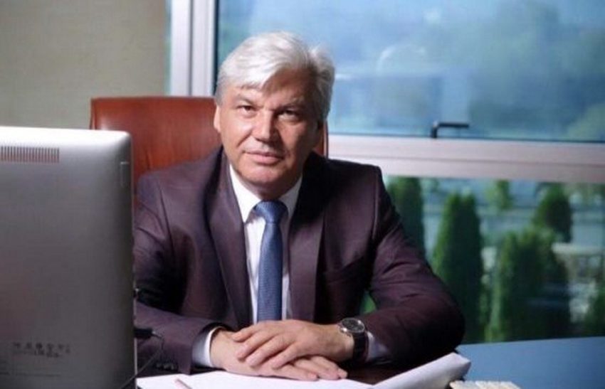 Kriza politike në Kosovë: Përgjegjësia dhe komunikimi i dobët për zgjedhjen e presidentit