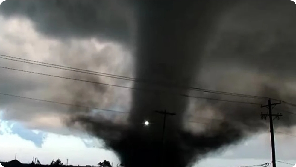 Tornadot shkatërruese godasin Oklahomën, dhjetëra të lënduar dhe dëme të mëdha
