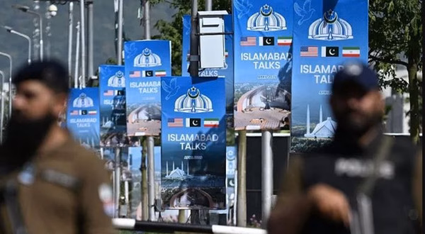 Irani konfirmon se bllokada amerikane vazhdon dhe pengon rihapjen e Ngushticës së Hormuzit sipas kryenegociatorit Mohammad Bagher Ghalibaf.