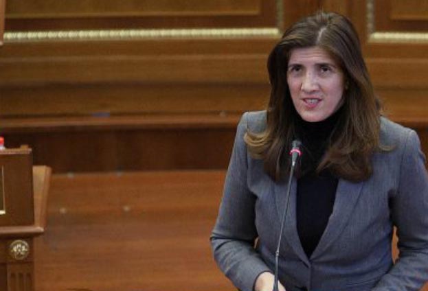 Akuzat për ndikim të jashtëzakonshëm të Dejonës Aleksandër Mihalit në politikën kosovare