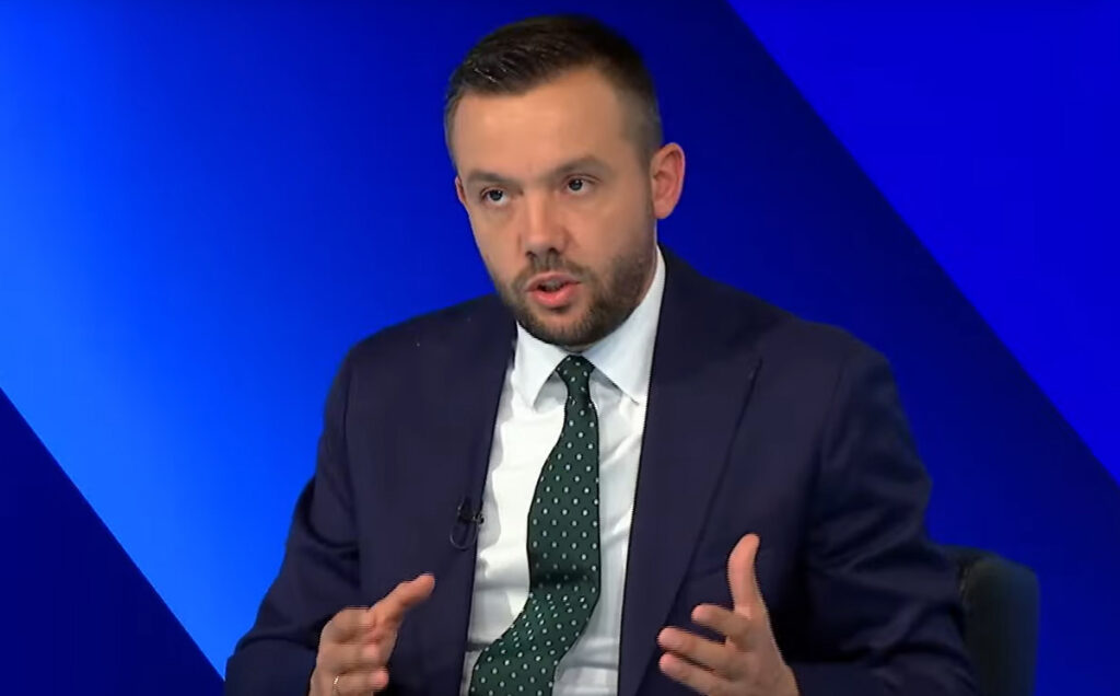 Reagime të forta pas deklaratave të Gecit për Thaçin dhe UÇK-në