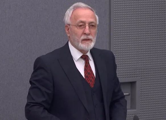 Telegrami nga Haga për ndarjen nga jeta të Rexhep Qosjes: Kujtimi që do të mbetet përjetë