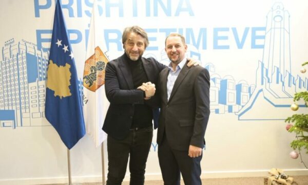 Bujar Gashi emërohet zyrtarisht Drejtor i Shëndetësisë në Prishtinë pas shkarkimit të Izet Sadikut.