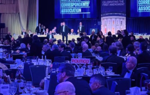 Siguria e Dobët në Darkën e Korrespondentëve të Shtëpisë së Bardhë Trondit Mysafirët